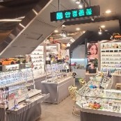베디베로선글라스사당역 12번출구 방향 영풍문고 지하2층 위치