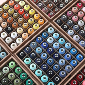 고강력 코아사 45수2합 1700m 230색 재봉실 재봉사 가정용 미싱실 무형광