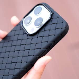 아이폰15 프로 아티산 슬림핏 케이스