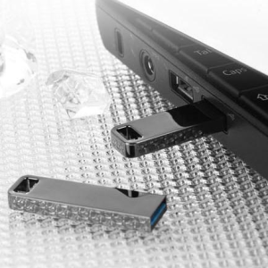 TUI 블랙펄 3.0 USB 64G