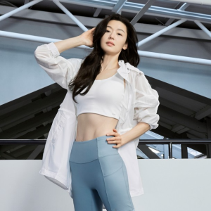 [안다르] 경량 힙커버 미들 윈드자켓 바람막이