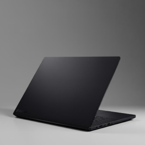 ASUS ProArt P16 H7606WM-ME027W Ryzen9 RTX5060 32GB 1TB Win11