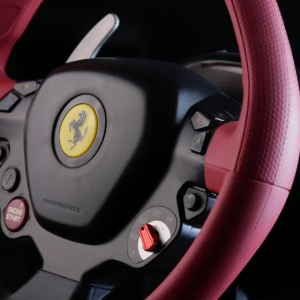 트러스트마스터 Ferrari458 Spider 레이싱휠 (XBOX ONE/시리즈 X S용)