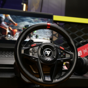 트러스트마스터 T128 레이싱휠 (PS,XBOX)