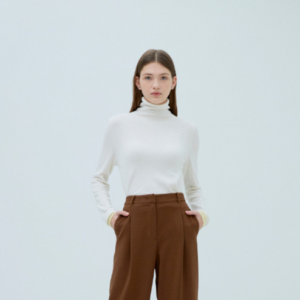 [헤지스] 울캐시미어혼방 터틀넥 니트