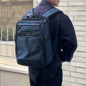 에버키 오닉스 EKP132N 남자 직장인 출장 여행 비지니스 15인치 노트북 백팩