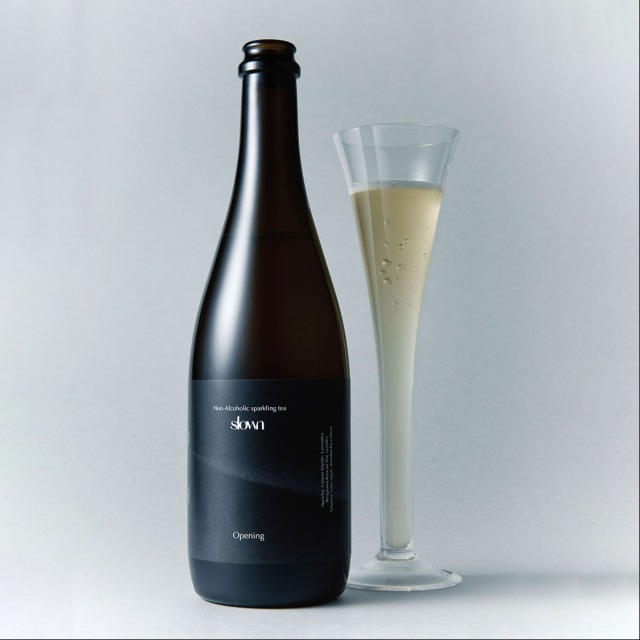 샴페인 대신 잔 부딪히세요. 슬로운 발효 스파클링티 750ml
