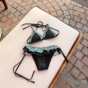 여성 휴양지 프릴 바캉스 호캉스 비키니 수영복